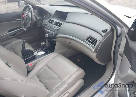 2008 Honda Accord 2.4 Ex-L z USA, uszkodzony, nr VIN 1HGCP268X8A108439